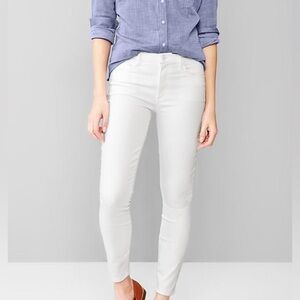 Gap 1969 White Resolution True Skinny Jeans Size 28R - in perfect condition